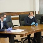 Redovi starijih od 65 dozvoljen, kojima je danas dozvoljen izlaz od 7 do 11 (FOTO)