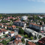 Vaskrs u Prnjavoru: Liturgija okupila vjernike u hramu Svetog Georgija Prilog TV K3