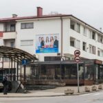 Grad Prnjavor nabavlja klupe i kante za otpatke za Trg srpskih boraca
