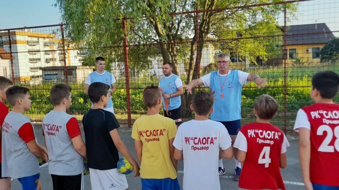 ljetna-skola-rukometa-2022-678x381