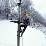 Na putu Prnjavor-Čelinac izgorio automobil, vatrogasci brzo reagovali