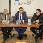 SVI SE PRAVE NAIVNI Ni riječi o pojeftinjenju hrane i prevoza, a evo koliko je pala cijena goriva