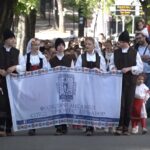 Defile i nastup malih folkloraša uveselio građane Prnjavora (FOTO)
