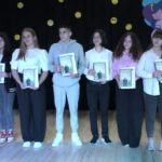 Zbog obilnih padavina i zamućena vode riba na površini jezera Drenova