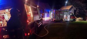 Požar u Gornjim Hrvaćanima: Izgorjela štala, stoka spašena FOTO