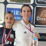 Održan praznični oldtimer defile u Prnjavoru: Lampice, osmijesi i duh starih vremena