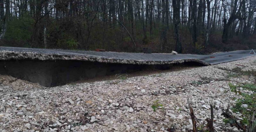Putni pravac ฤivฤije โ Kokori โ Skakavci ponovo oลกteฤen, kamioni viลกe ne mogu prolaziti