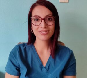 “Nema porođaja na klik” Iskusna babica otkriva kako se u rađaoni UKC RS ponašaju muževi, a kako svekrve porodilja