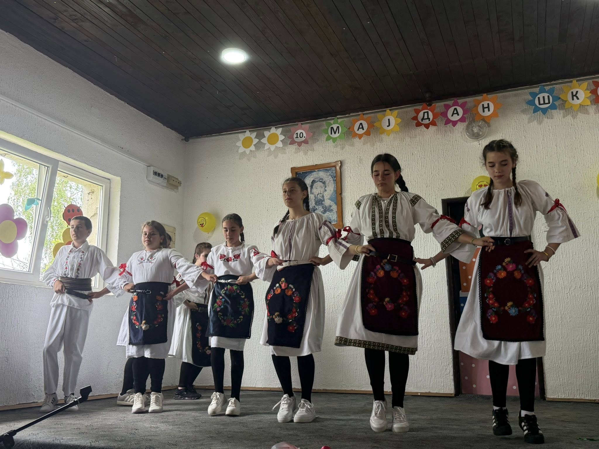 Obilježen Dan škole Osnovne škole „Sveti Sava“ Gornji Smrtići (FOTO)