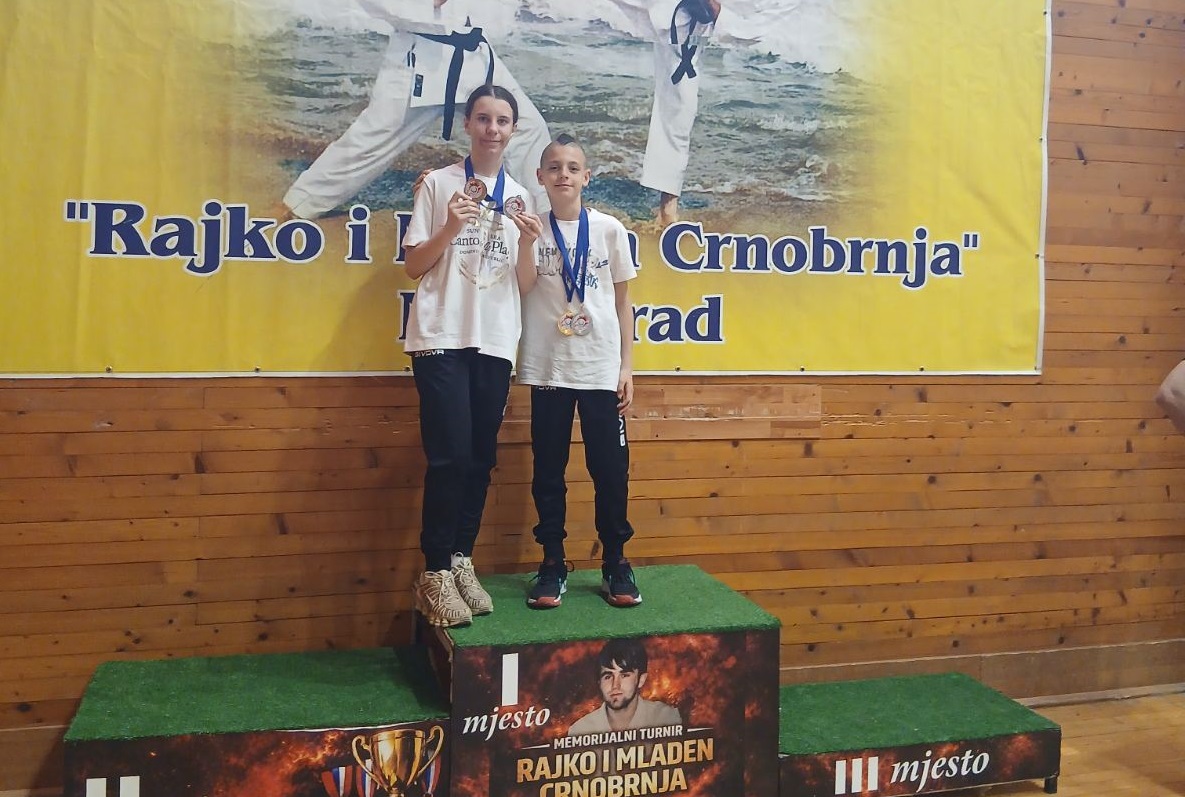 Četiri medalje za brata i sestru Jović na turniru u Novom Gradu