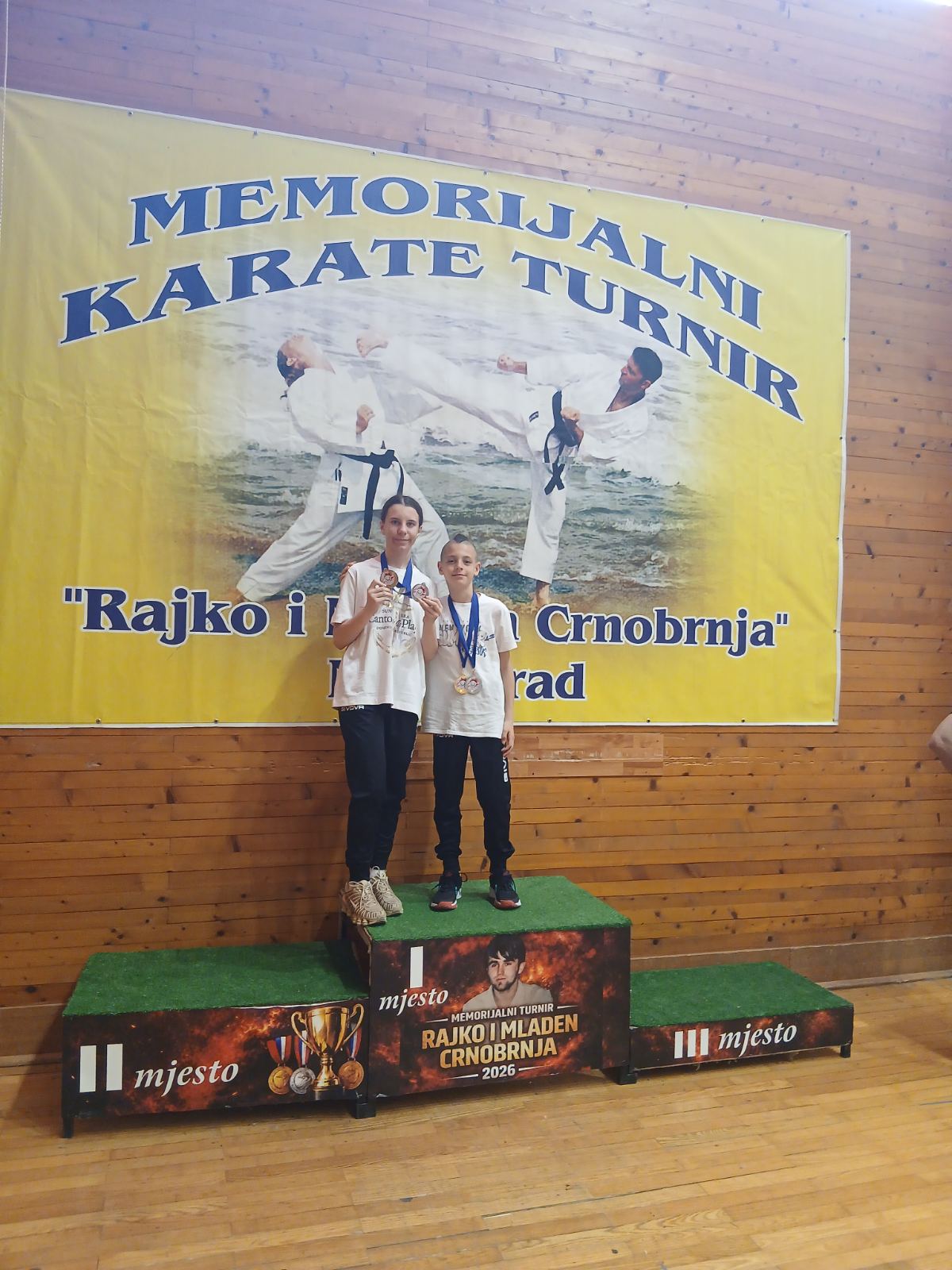 Četiri medalje za brata i sestru Jović na turniru u Novom Gradu