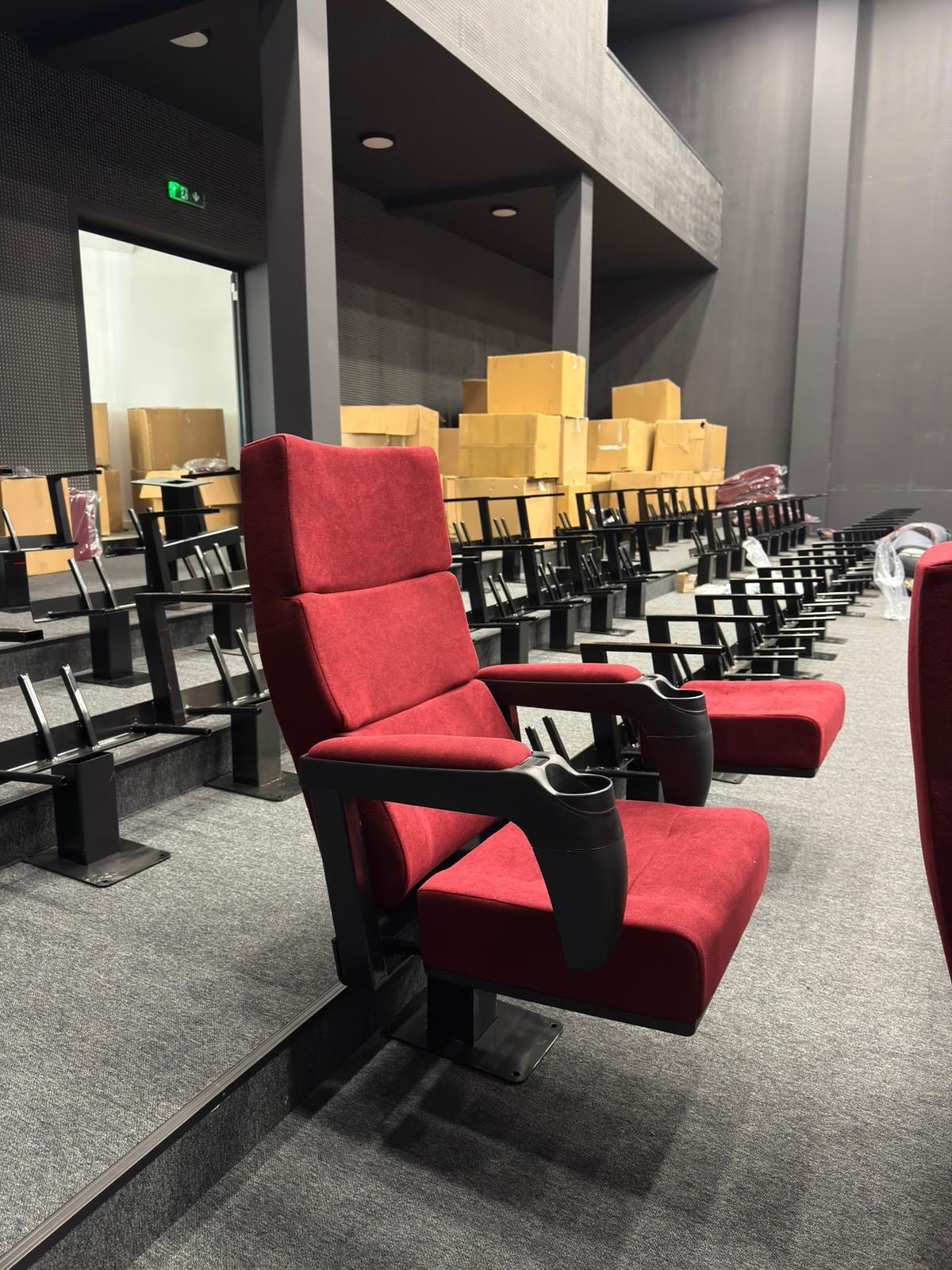 Nastavljeni radovi na obnovi kina „Slavica“ u Prnjavoru (FOTO)