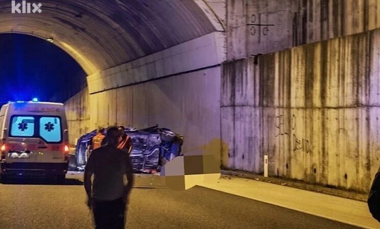 "Za dlaku smo svi mogli poginuti" Utvrฤuju se okolnosti straviฤne nesreฤe na autoputu Banjaluka-Doboj, OฤEVICI U ล OKU