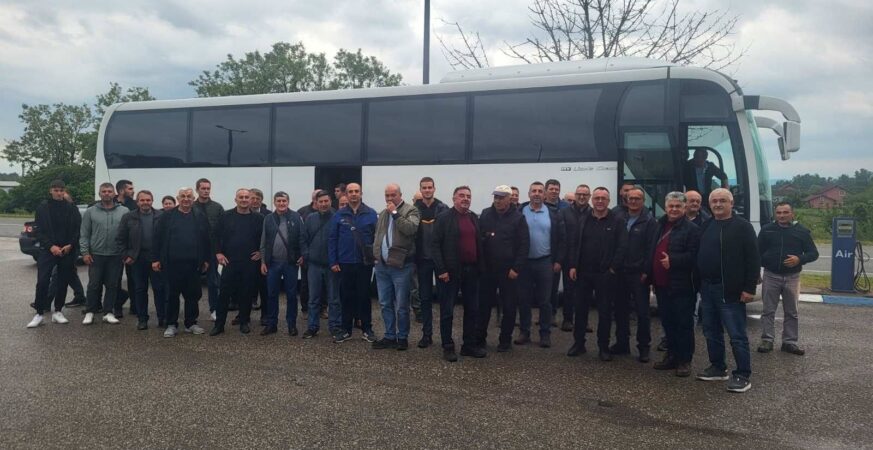 Prnjavorski poljoprivrednici posjetili 93. Meฤunarodni poljoprivredni sajam u Novom Sadu