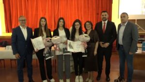 Dodijeljene diplome za 144 maturanata CSŠ “Ivo Andrić” Prnjavor Prilog TV K3