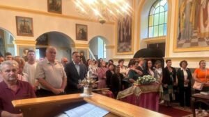 U Potočanima kod Prnjavora proslavljena hramovna slava Sveti car Konstantin i carica Jelena (FOTO)