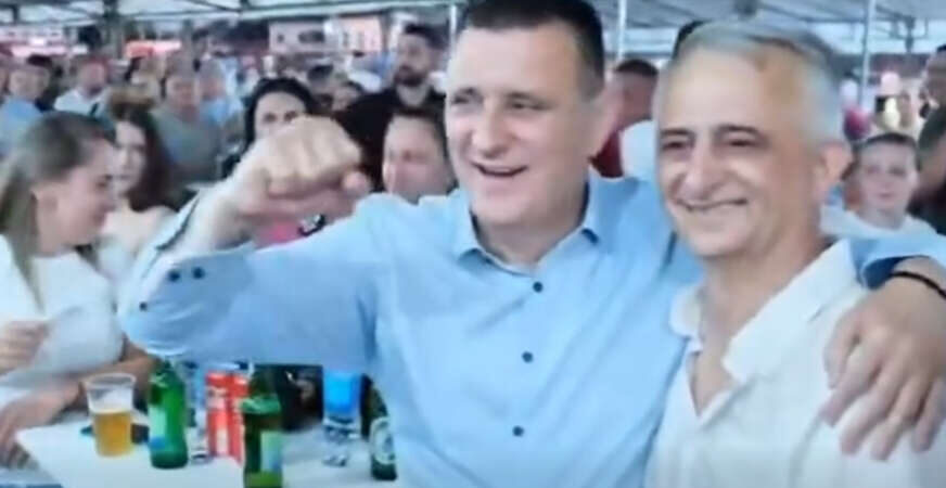 Veselje uz KRAJIล KU PJESMU: ฤajiฤ okupio viลกe od 4.000 ljudi u Prnjavoru VIDEO