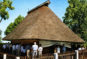 Crkva brvnara u Palačkovcima – više od 180 godina čuva vjeru i istoriju Prnjavora