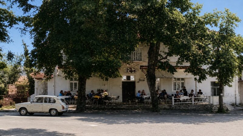 “Pet lampi” โ najpopularnija kafana u Prnjavoru 1983. godine