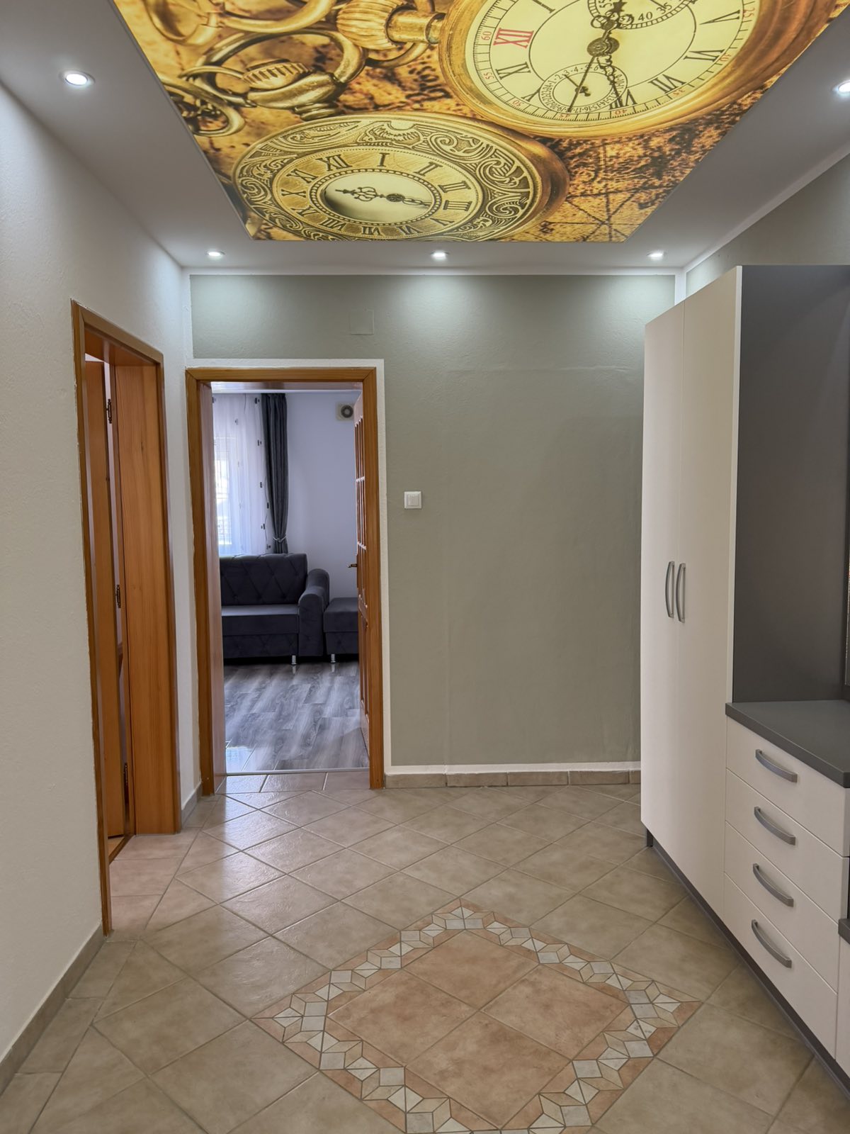 Na prodaju imanje sa dvije kuće – plac 590 m², kompletno uređeno i useljivo