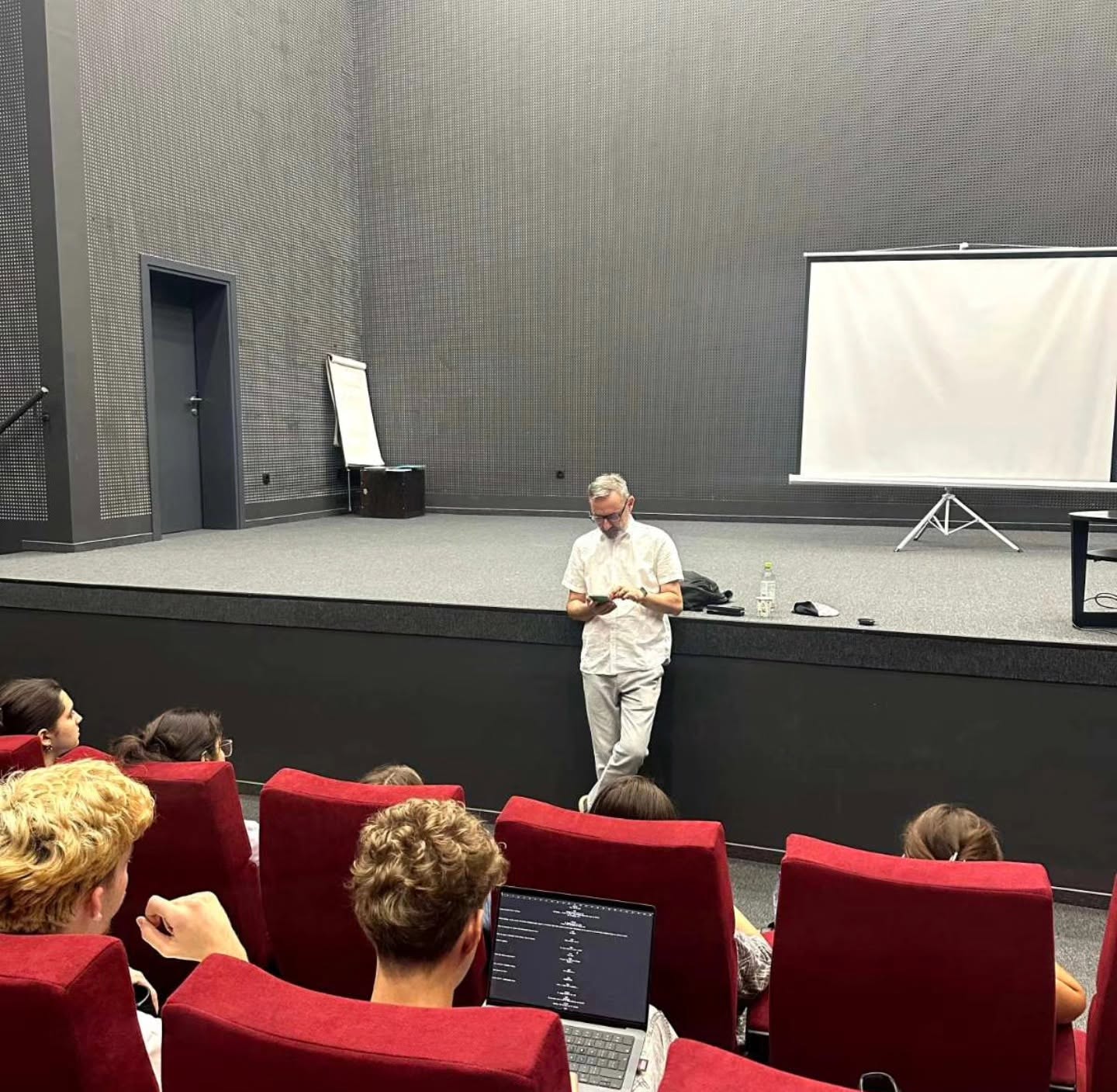 Polaznici Ljetne škole filma na terenu u Prnjavoru (FOTO)