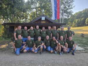 Pripadnici izviđačko-diverzantskog voda Lake prnjavorske brigade okupili se u Vršanima
