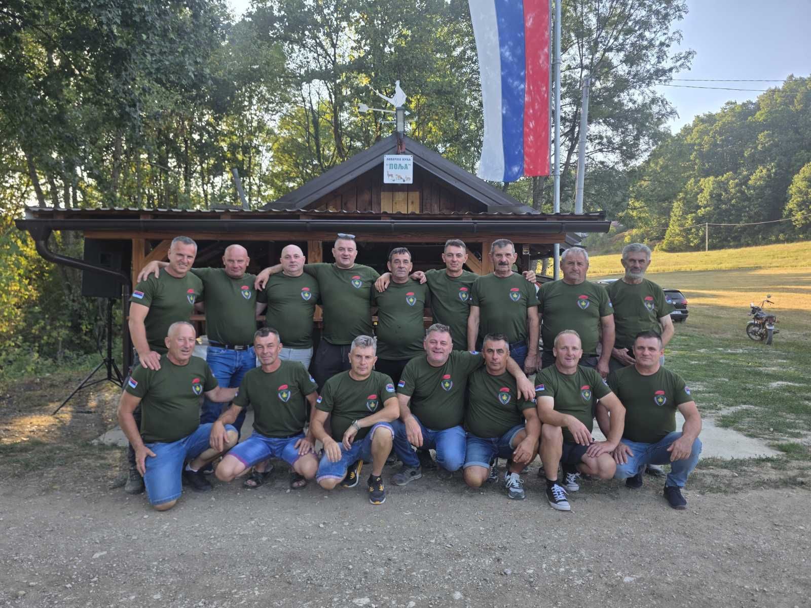 Pripadnici izviđačko-diverzantskog voda Lake prnjavorske brigade okupili se u Vršanima