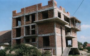 Privatna robna kuća koja je najavljivala novo vrijeme: Kako je „Agrocentar“ 1990. gradio jedan od najvećih trgovačkih objekata u Prnjavoru