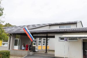 U Lišnji počela nastava nakon sanacije krova škole (FOTO)