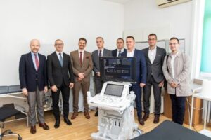 Prnjavorski Dom zdravlja dobio novi ultrazvučni aparat; Donacija ambasade Poljske i Gradske uprave Prnjavor (FOTO)