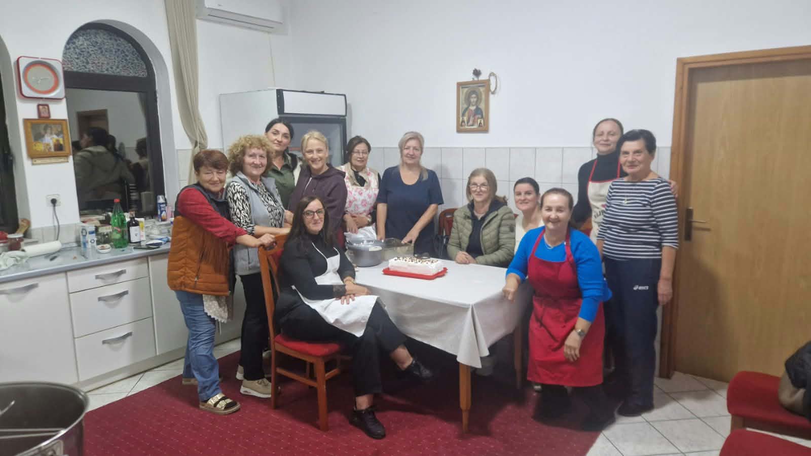 Слога, традиција и хуманост: Kоло српских сестара Прњавор свечано прославило крсну славу (ФОТО)